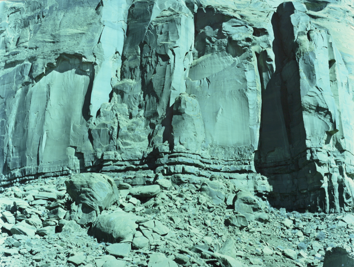 78_16-fallen-rocks-monument-valley-arizona-2013