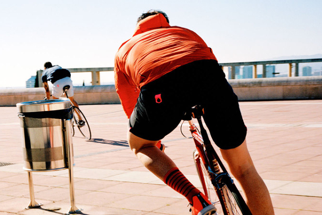 rapha hooded wind jacket