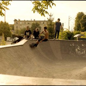Benoit Renaux est l'un des photographes français le plus proche du monde du skateboard.