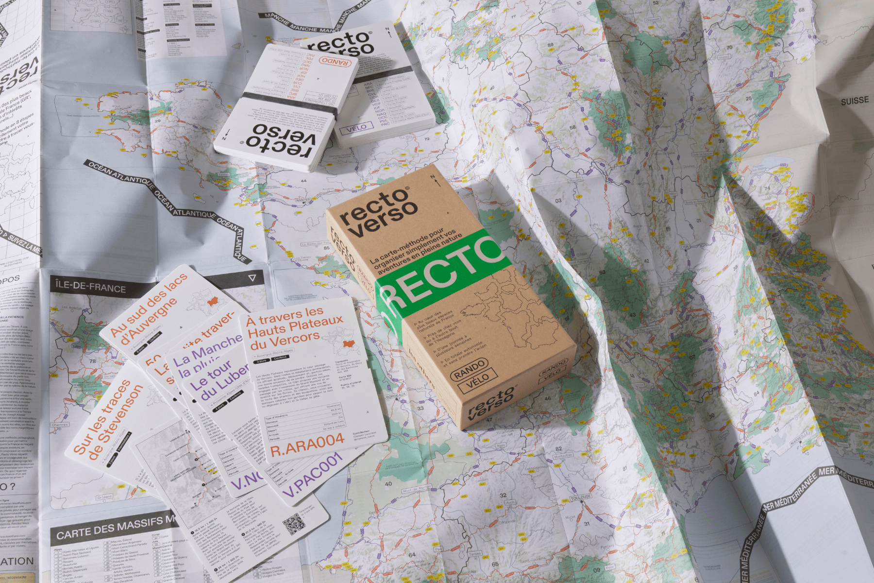Recto Vers, la carte-méthode pour organiser simplement ses aventures en France.