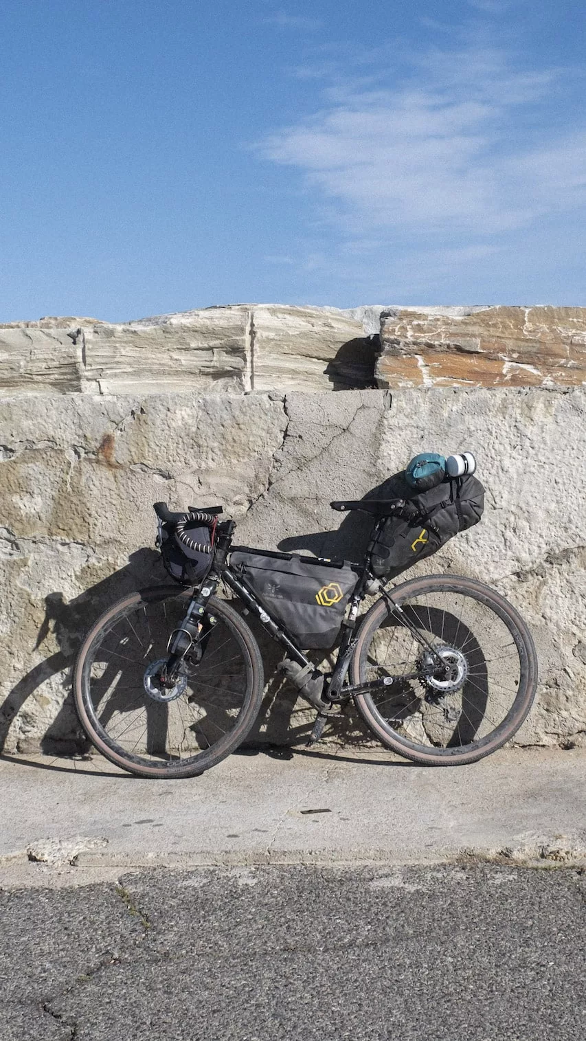 Nos vélos en Corse pour le bikepacking.