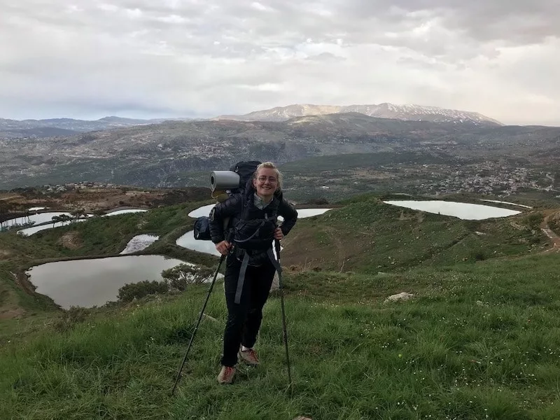 Apolline Convain se lance sur le Lebanon Mountain Trail : un sentier de grande randonnée qui traverse le Liban sur 470 kilomètres.